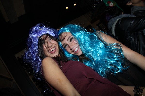 NYE Cassis
